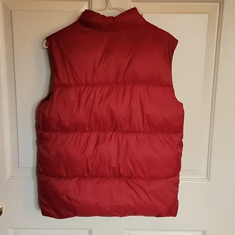 Old Navy boys XL(14-16) puffer vest, maroon.